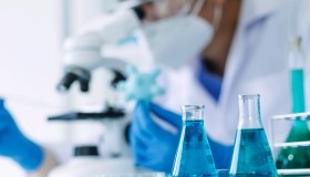 Ricerca clinica, l’Italia cresce ma resta il nodo della competitività