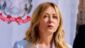 Sondaggi politici, Meloni salda al 28% mentre Conte crolla e Vannacci vola