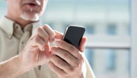 Telemarketing selvaggio, stop a contratti luce e gas senza consenso: cosa cambia dal 19 giugno