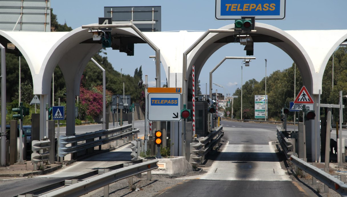 Telepass Family BancoPosta, quanto costa e come funziona il soccorso stradale