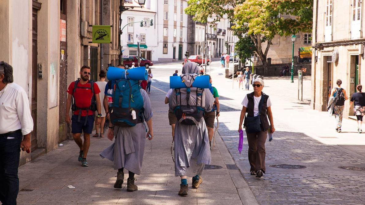 Turismo religioso, quanto valgono pellegrinaggi ed eventi per città, hotel e trasporti