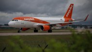 EasyJet, caos offerte: il fondo Apollo supera Castlelake. Cosa succede ai voli