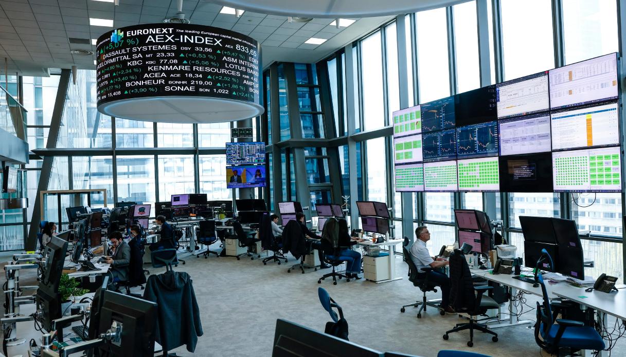 spread btp bund 78 punti ma rendimenti dei titoli italiani in aumento al 375 da Quifinanza.it spread btp bund 78 punti ma rendimenti dei titoli italiani in aumento al 375