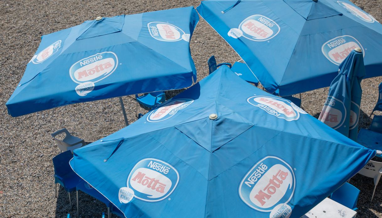 Maxibon, la denuncia di Altroconsumo: le edizioni speciali più piccole ma il 70% più care