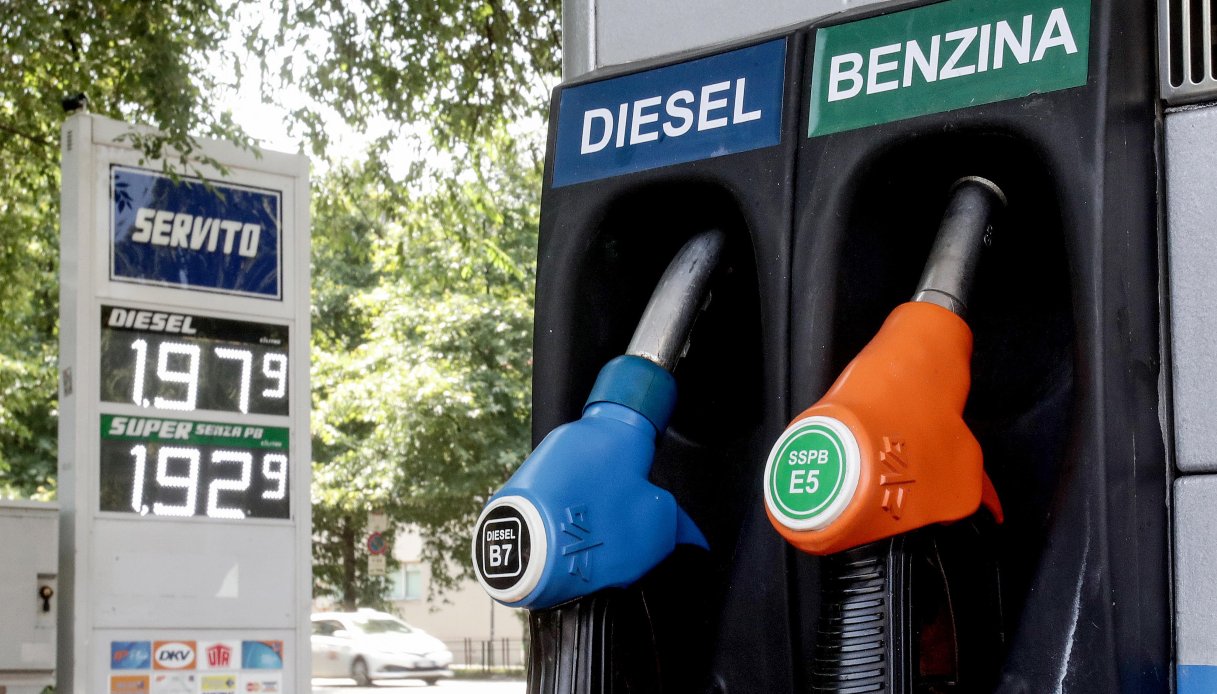 guerra tra usa e iran petrolio a 85 dollari ma il governo non taglier224 pi249 le accise da Quifinanza.it guerra tra usa e iran petrolio a 85 dollari ma il governo non taglier224 pi249 le accise