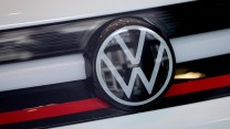Volkswagen chiude 4 impianti e licenzia 120mila lavoratori, via dal mercato metà dei modelli