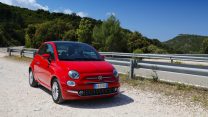 Stellantis, Mirafiori si ferma ancora: cosa c’è dietro il blocco delle Fiat 500 Hybrid