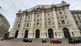 La Borsa del 1° luglio, Piazza Affari apre luglio a -0,15% dopo sei mesi da record