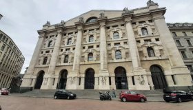 La Borsa del 24 luglio, Milano chiude a +0,95% grazie ai titoli bancari