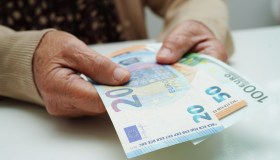 Pensioni agosto 2026, pagamenti al via ma arrivano tagli e conguagli: cosa cambia