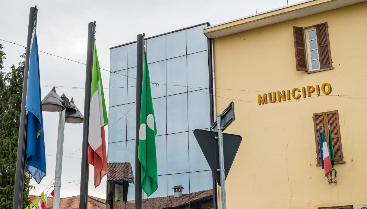 contratto dipendenti comunali aumenti da 152 euro e arretrati fino a 1170 euro da Quifinanza.it contratto dipendenti comunali aumenti da 152 euro e arretrati fino a 1170 euro
