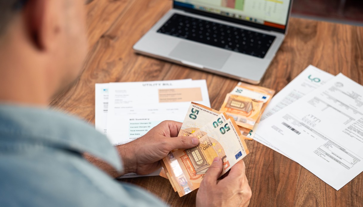 come pagare meno tasse legalmente le detrazioni che molti dimenticano migliaia di euro risparmiati da Quifinanza.it come pagare meno tasse legalmente le detrazioni che molti dimenticano migliaia di euro risparmiati