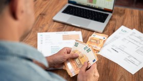Come pagare meno tasse legalmente, le detrazioni che molti dimenticano: migliaia di euro risparmiati