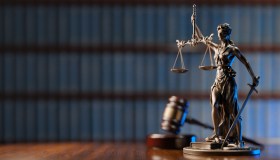 Giustizia “sessista” e lenta: Strasburgo condanna l’Italia a risarcire Audrey Ubeda