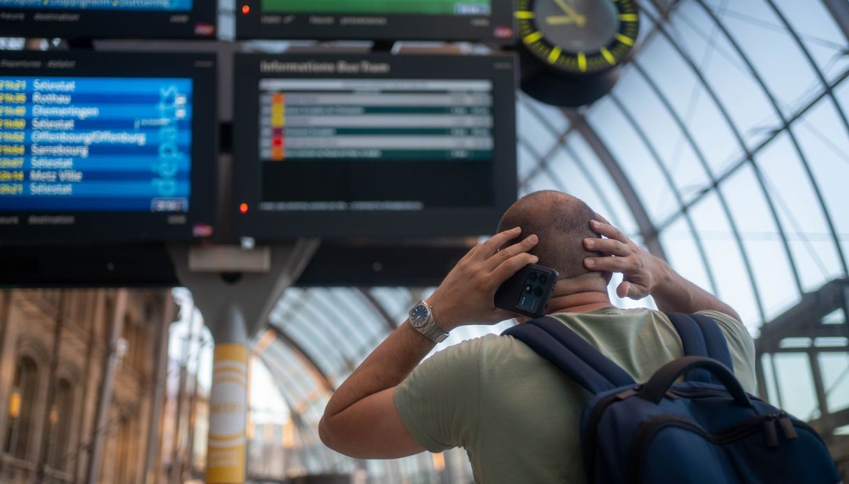 scioperi del 24 luglio stop a treni e mezzi locali quattro agitazioni sindacali in un giorno da Quifinanza.it scioperi del 24 luglio stop a treni e mezzi locali quattro agitazioni sindacali in un giorno
