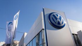 Volkswagen, è crisi vera. Nuovi licenziamenti in arrivo: “A rischio 50mila posti di lavoro”