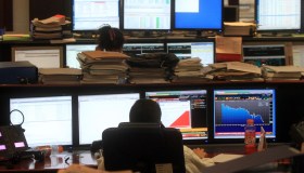 Lo spread rientra a 80 punti base, 8 miliardi dai titoli a medio e lungo termine: i rendimenti
