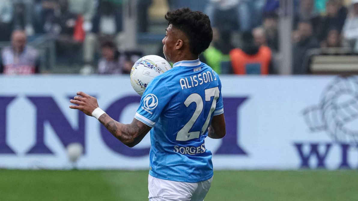 Napoli, Dongfeng rinnova la partnership per il 2026-2027: il marchio resta sulla maglia del Centenario
