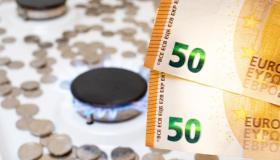 Bollette luce e gas, prezzi in aumento a settembre. Fino a 500 euro in più per le famiglie