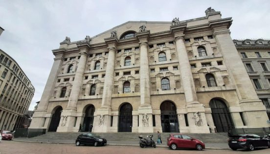 Borsa 26 agosto