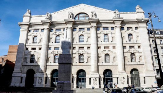 Borsa 27 agosto