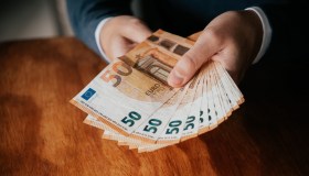 NoiPA, aumenti e arretrati in arrivo per docenti e Ata: come controllare il cedolino