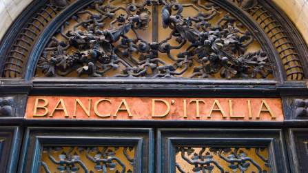 Conti correnti, 1.163 miliardi degli italiani fermi in banca: quali sono i veri costi