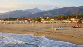 Comprare una seconda casa per le vacanze conviene? I prezzi di mare, montagna e città d’arte