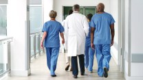 Concorsi per infermieri, 44 posti a tempo indeterminato: requisiti e scadenze