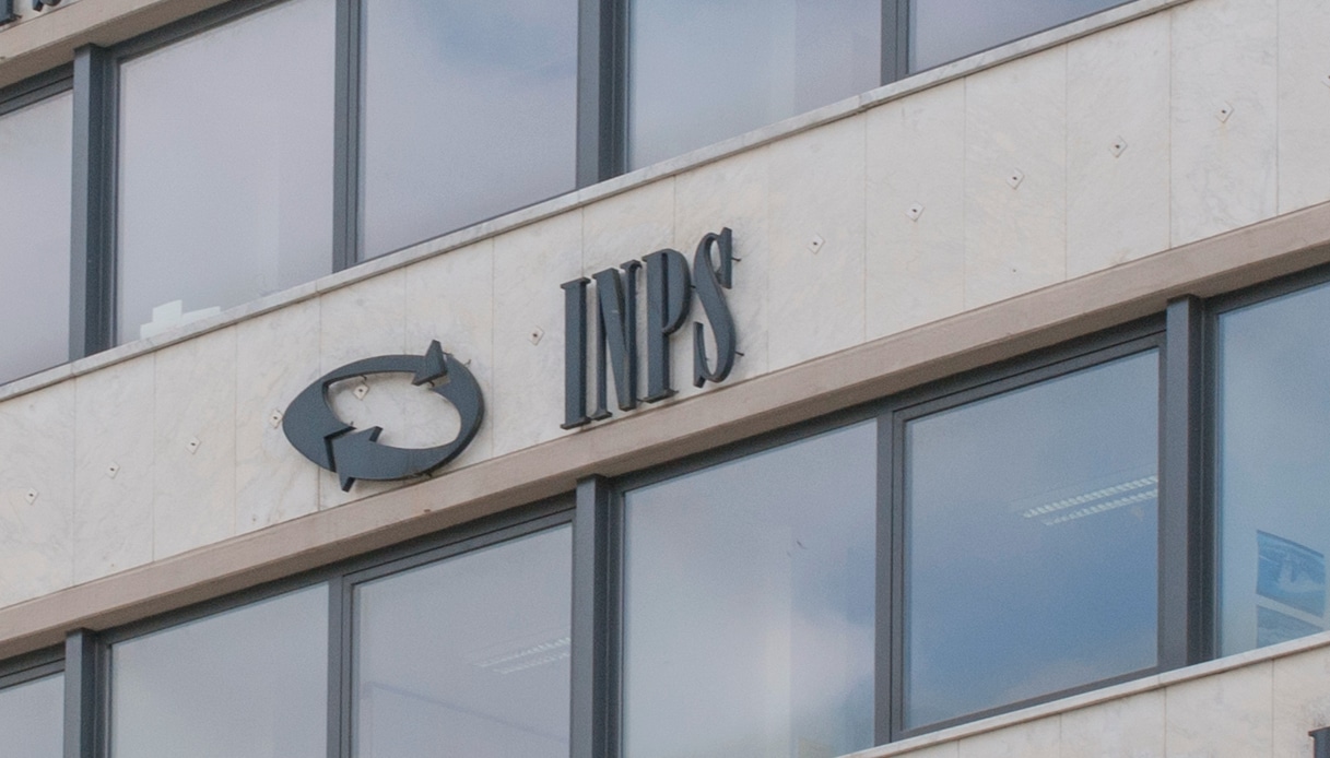 truffa inps via sms la nuova frode usa l8217intelligenza artificiale per lo smishing da Quifinanza.it truffa inps via sms la nuova frode usa l8217intelligenza artificiale per lo smishing