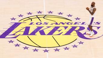 Los Angeles Lakers venduti per oltre 10,8 miliardi di euro, cifra record nello sport
