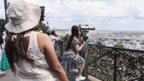 L’overtourism gonfia gli affitti fino a 220 euro in più all’anno, Italia tra le più colpite