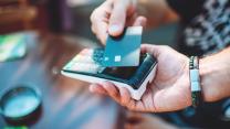 Pagamento con carta e sconto del 5% a Cortina: perché il caso fa discutere