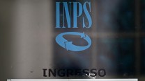 Prestiti Inps fino a 10 anni, chi può fare richiesta: requisiti e come fare domanda