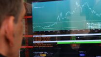 Spread Btp-Bund oggi a 82 punti, rendimento al 4,06%: cosa cambia per i piccoli risparmiatori