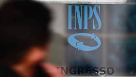 Supporto formazione e lavoro, quando arrivano i 500 euro ad agosto: le date Inps da ricordare