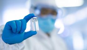 Vaccino contro melanoma, l’annuncio di Moderna fa volare le azioni in Borsa
