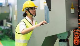 Lavoro, più di 1,5 milioni di assunzioni entro novembre: chi assume e figure ricercate