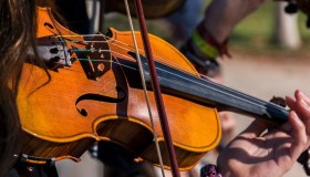 Bonus musica, domande entro il 15 ottobre 2026: chi può richiedere il contributo a fondo perduto