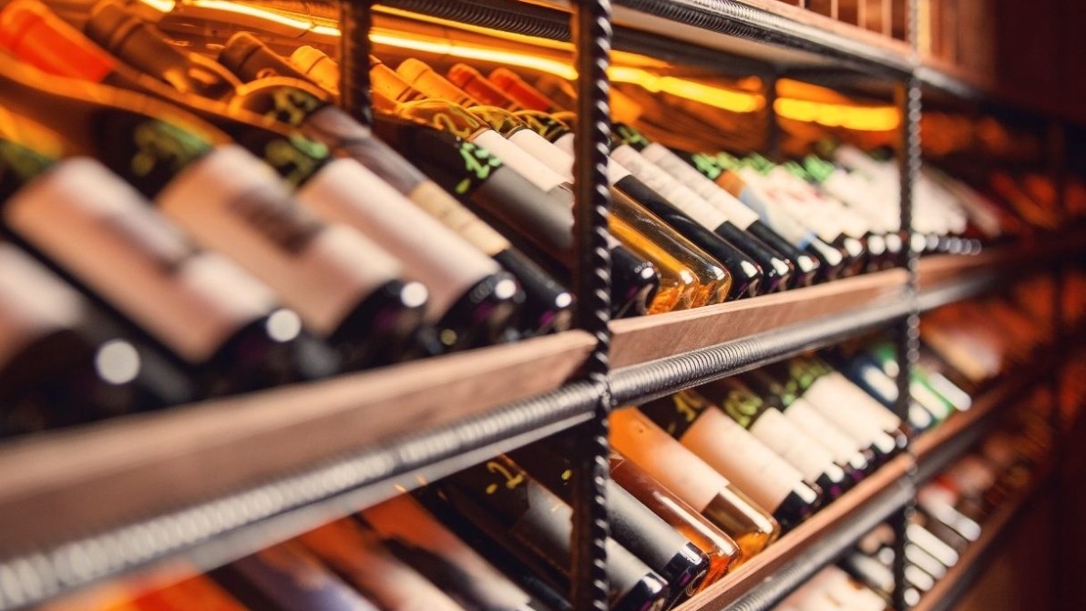 Vino italiano, la crisi che non si vede: 5 big verso il cambio di proprietà, chi rischia di più