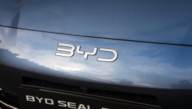 Decreto BYD, cos’è e come funziona il bonus da 11.600 per cambiare auto: incentivi 2026