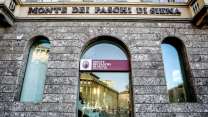 Monte dei Paschi di Siena incorpora Mediobanca, cosa cambia per i clienti