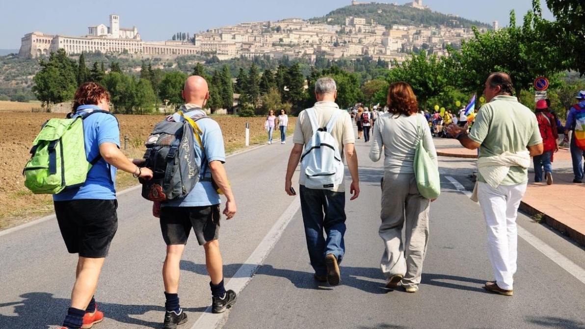 Borghi italiani, da turismo di nicchia a protagonisti: la top 10 delle regioni più amate dai turisti