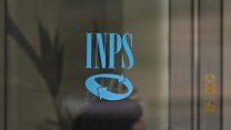 Assegno di Inclusione, pagamenti in arrivo con gli arretrati dopo il taglio dell’Inps