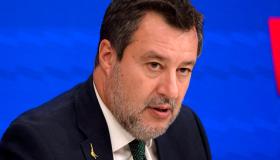 Blocco diesel Euro 5, Salvini prepara il decreto per la proroga: “L’Ue non rompa le scatole”