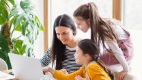 Bonus mamme, cosa può cambiare con la Manovra 2027: importi, requisiti e nuove decontribuzioni