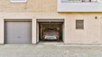 Box e posti auto, prezzi in aumento: Firenze +4,8% per i box, a Bari volano i posti auto