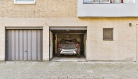 Box e posti auto, prezzi in aumento: Firenze +4,8% per i box, a Bari volano i posti auto