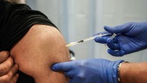 Epidemia Covid, aumentano i casi in Europa: +76% in Francia, ma cala l’aggressività