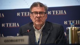 Flat tax partite Iva, ipotesi soglia a 100mila euro: cosa cambierebbe con la manovra 2027